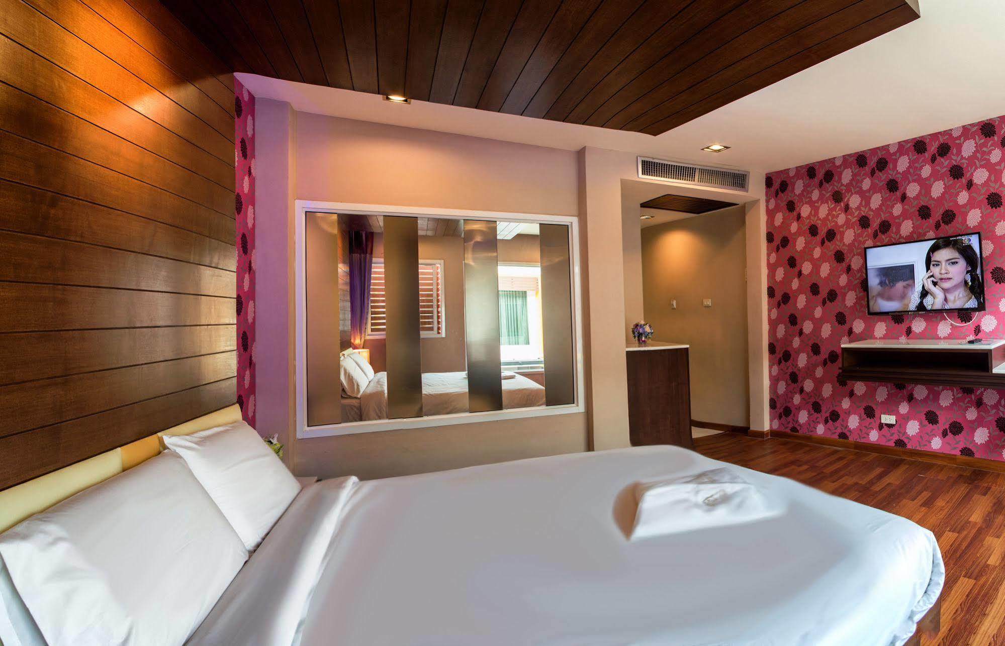 The Ring Hotel Hat Yai Zewnętrze zdjęcie