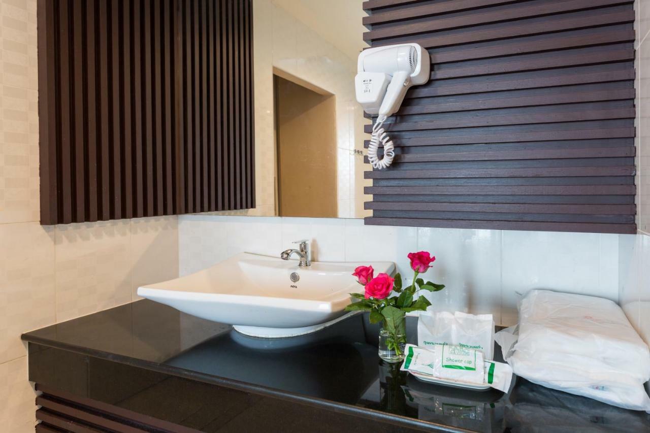 The Ring Hotel Hat Yai Zewnętrze zdjęcie